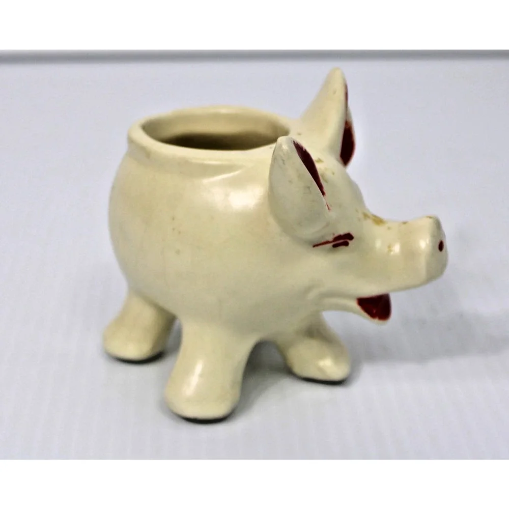 Vintage Fredericksburg Pottery Pig Planter, 3.75